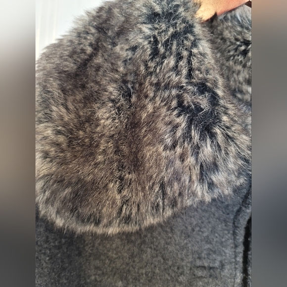 ZARA Winter Coat Size S Gray Color - Picture 2 of 3